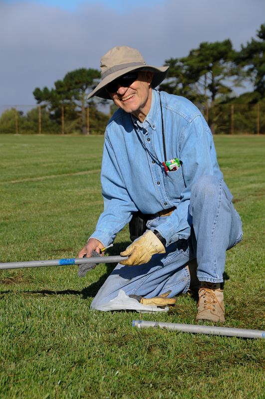 Field Day 2013 STOREY KA6WNK-04.jpg - (C) 2013 Chris Storey.  Bob Closson W6HIP